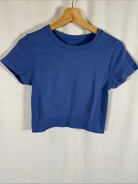 all in motion Blue Cropped Workout Top
